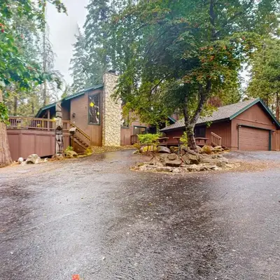 Tranquil Pines Retreat