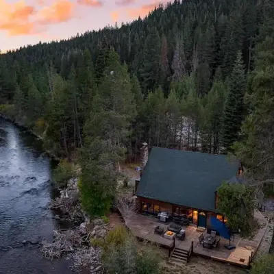 Riversong Lodge by AvantStay Sauna Hot Tub On The Truckee River