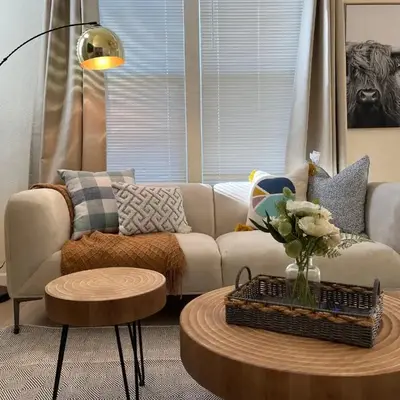 Remodeled 3B2B Bright House with a King Suite