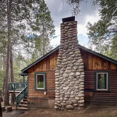 10 Little Cabin In The Woods