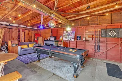 Gallery image of Brick & Creek House home in Sutter Creek