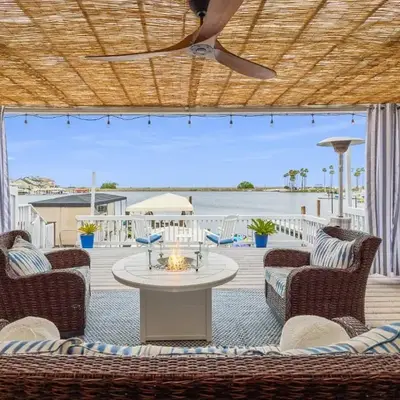 Marlin Cove Pet Friendly Waterfront Retreat