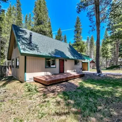 1207S Cabin in the Pines