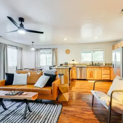 Access to Pine Mountain Lake Family Cabin with Deck