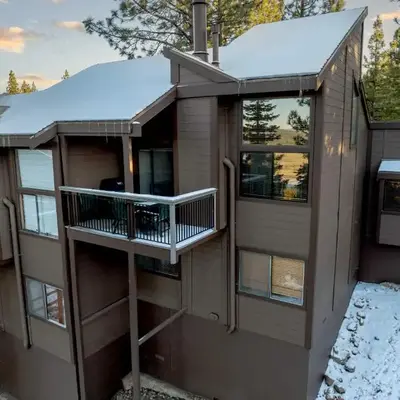 Cozy Mountain Retreat in Truckee Near Northstar
