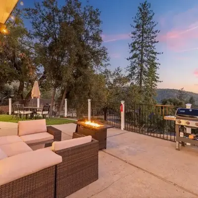 Hillside Sky Ranch Retreat 12 miles from Yosemite