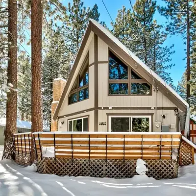 Bear Chalet - Snow Play - 4 Bedrooms - Foosball