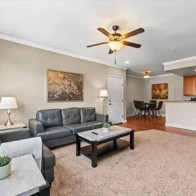 New Cozy & Stylish 1BR with Heated Pool Relaxing Spa & Sauna
