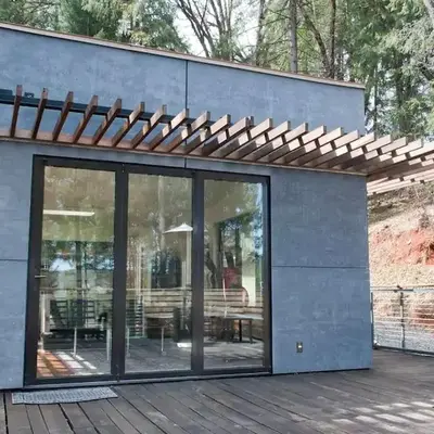 Stunning and Secluded Lakeside Getaway in the Grass Valley of California