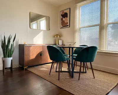 Gallery image of Mid-Century Modern retreat in Visalia