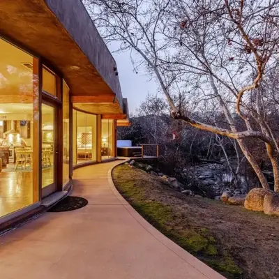 Sequoia Arquitectural Wonder with Hot Tub & Views
