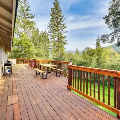 Sierra Serenity Scenic Mtn Escape with Game Room