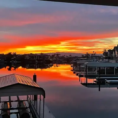 Discovery Bay Home on fast water - 2