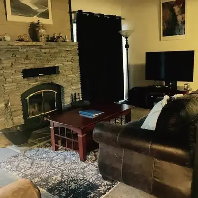 La Residence - Near Shuttle and Hike & Bike Trails