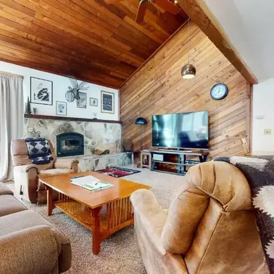 Mammoth Hygge - Centrally Located