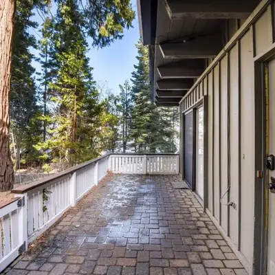 Waters Edge Escape - Patio with BBQ Near Beach