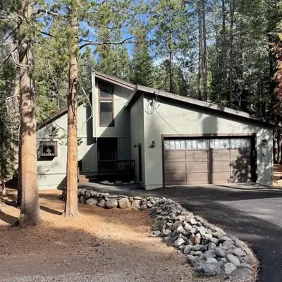 Glacier Forest Getaway HOA Access