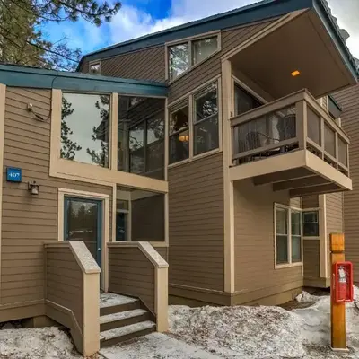Lakeland Sandy Beach Retreat - Private Escape