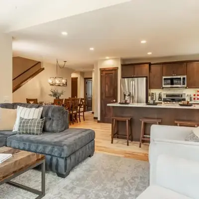 Mountainside 14