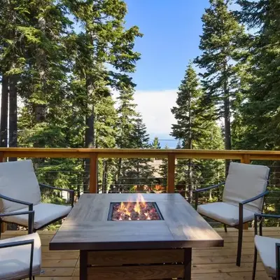 Snowshoe Cabin - 3 Decks BBQ & Hot Tub