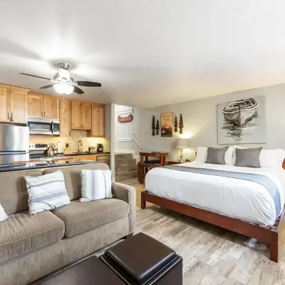 125 Bldg B condo