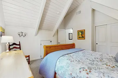 Gallery image of The Cozy Compass in Incline Village