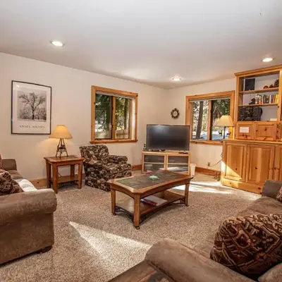 Celtic Lodge By Hauserman Rentals