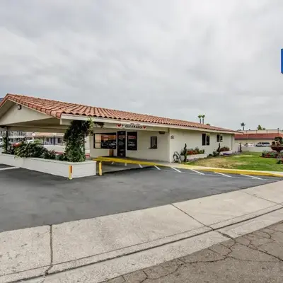 Motel 6 Manteca CA