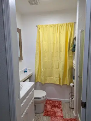 Gallery image of Zesty Studio & Pet Friendly Yard in Modesto