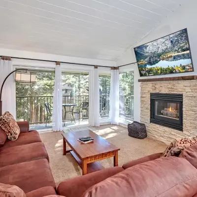 St Anton Condo in Mammoth Lakes!