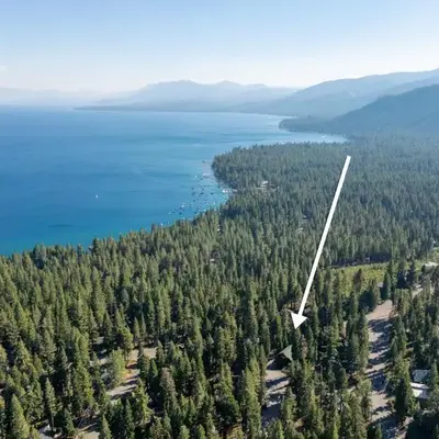 Emerald Lodge at Tahoe Park by Tahoe Getaways - 4BR w HOA Beach & Air Conditioning