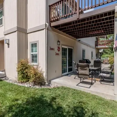 Moler Lake House