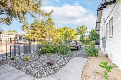 Gallery image of Dusk & Day Spa A Luxe Home & Spa near The River in Reno