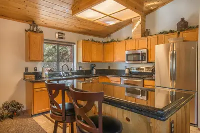 Gallery image of Outdoor Fun Pets OK Minutes from Ski Areas in Truckee