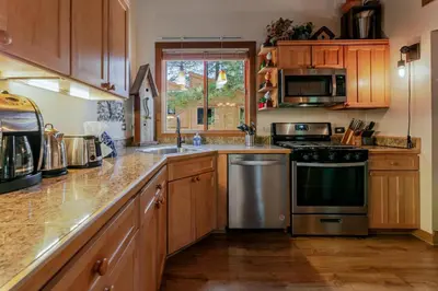 Gallery image of Alpine Air Retreat in Truckee