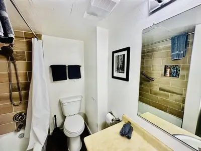Gallery image of Sierra Pines Condo - Inside Yosemite - Sleeps 4 in Yosemite West