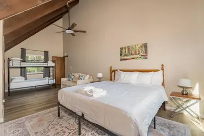 Gallery image of Chateau W in Arnold