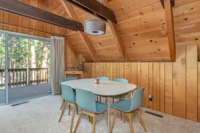 Gallery image of Campwest Lodge in Arnold