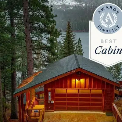 Cozy Donner Lake Cabin w Kayaks Forest Views Fireplace Quick Ski Resort Access Donner Lake Refuge by AvantStay