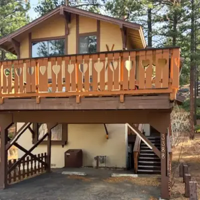 Pine Hill Hideaway
