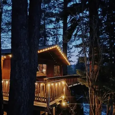 Tahoe Thunderbird Suite with Fireplace