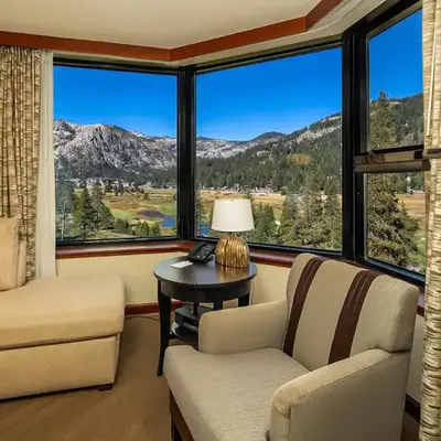 Sweeping Views and Access to Slopes Everline Condo