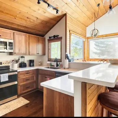 Snowcreek 222