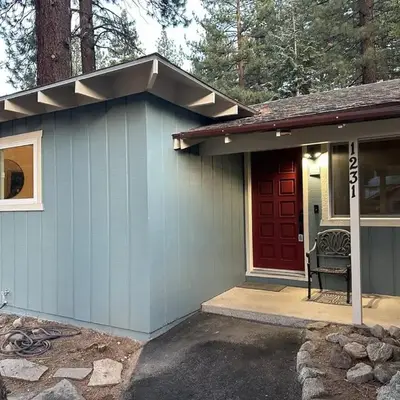Hidden Gem House incredible location remodeled