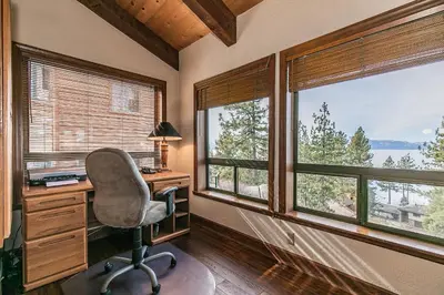Gallery image of Lilac Lodge at Skyland home in Zephyr Cove