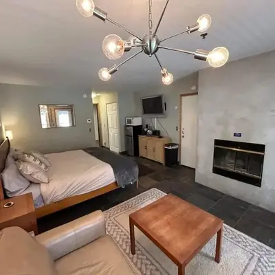 The Meadows Modern Suite Deck & Garage Parking