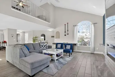 Gallery image of 3 Bedrooms Arcade Game Bright Interiors in Discovery Bay