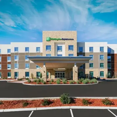 Holiday Inn Express & Suites Oakhurst-Yosemite Park Area by IHG