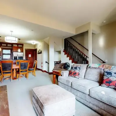 Juniper Crest 6 Apartment