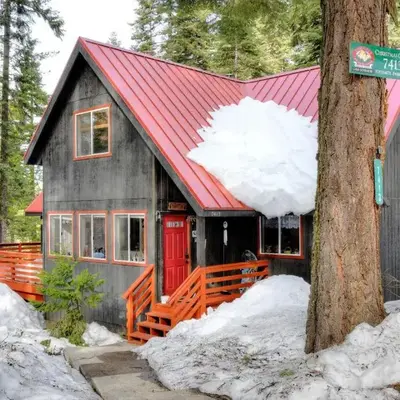 Christmas Cabin